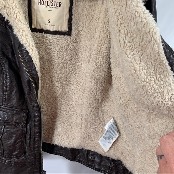 Hollister Womens Size Small Vegan Leather Fleece Lined Jacket - Picture 10 of 10